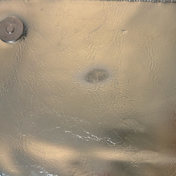 AUTHENTIC 
Gold Nichole lee crossbody purse - Picture 9 of 9